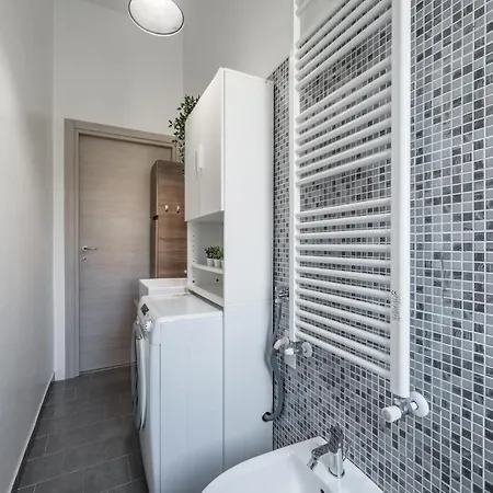 Nolo's Nest - Close To Station