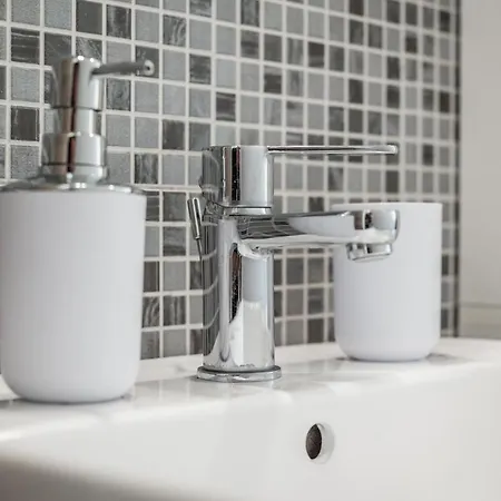 Nolo's Nest - Close To Station شقة *