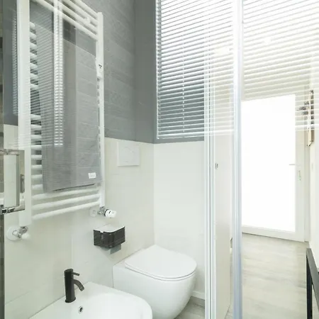 Navigli - Chic And Sophisticated In