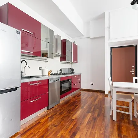 Apartamento Cosy Nearby Piazza Insubria! Book Now! *