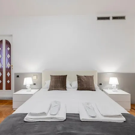 Royal Porta Ticinese ميلان