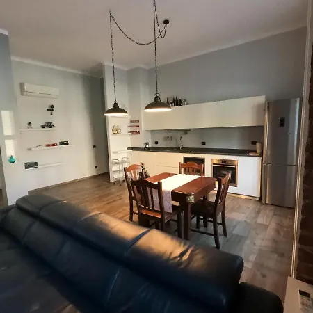 Casa Vacanze La Vicky * Milan