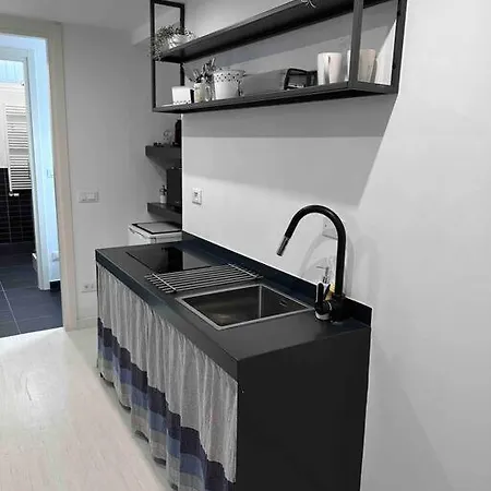 - Space 20 Apartman Milánó