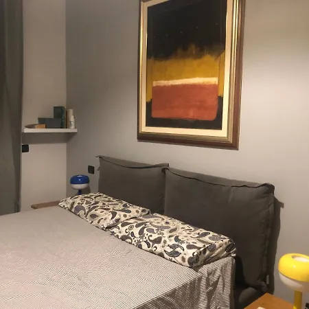 Casa Vacanze La Vicky * Milan