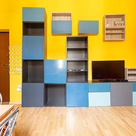 Viale Umbria Colorful Milano