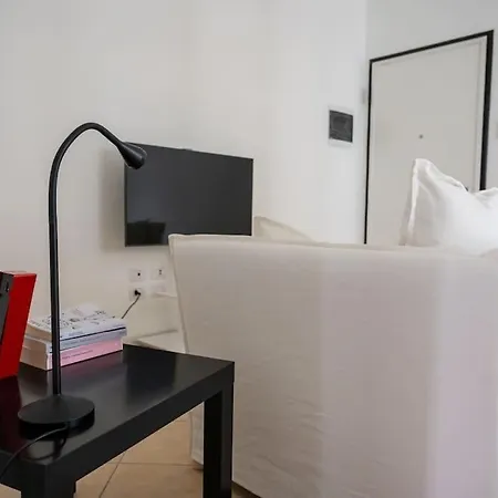 Luminoso Trilocale Affori Centro * ميلان