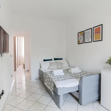 Apartment The Rent - Lovely Two-room In Porta Romana