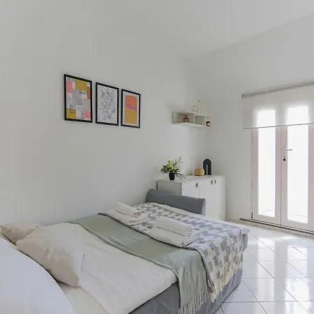 The Rent - Lovely Two-room In Porta Romana Apartment Milan