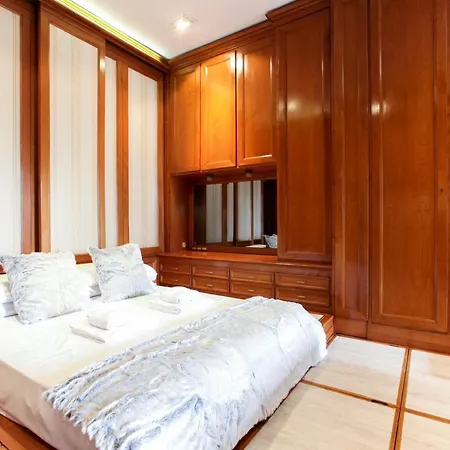 Apartment San Babila *