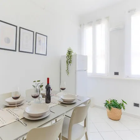 The Rent - Lovely Two-room In Porta Romana Milán