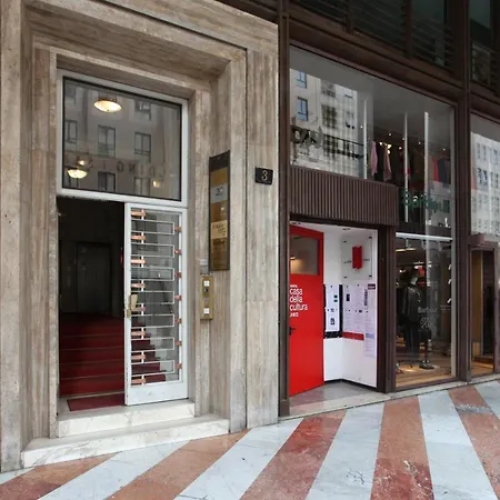 San Babila Daire Milano