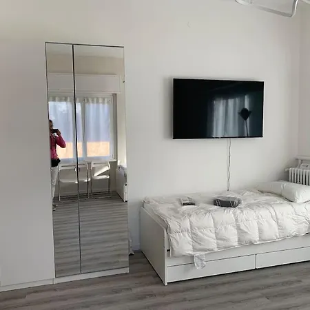 Sunny -entire Center- 24h Check-in Apartman *