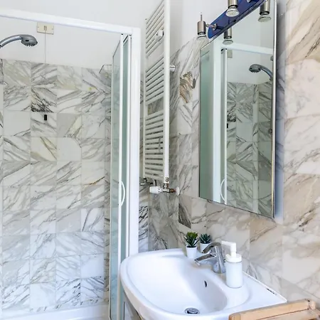 Stazione Centrale-repubblica In Centro Con Wifi * Mediolan