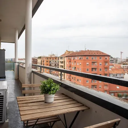 Apartment Tortona -navigli Free Parking Penthouse Con Wifi Milan