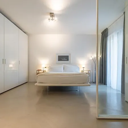 Apartamento Beplace In Repubblica Milão