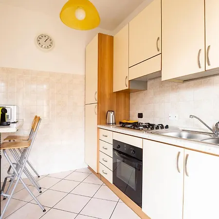 Casty Sweet - Mm3 Comasina Free Private Parking *