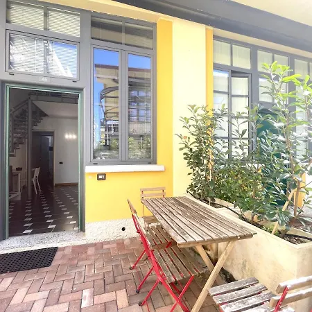 Apartment Accomodo Mil47 Monolocale Prada *