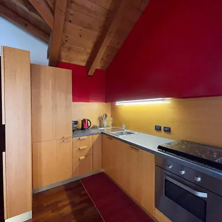 Apartament The Pretty Attic Mediolan