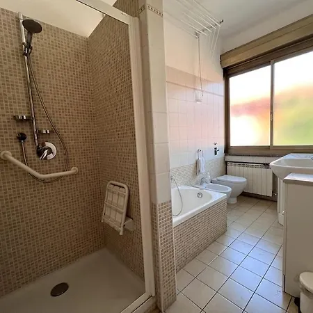 - Magistretti. Ampio Bilocale