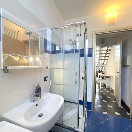 Accomodo Mil47 Monolocale Prada Apartment