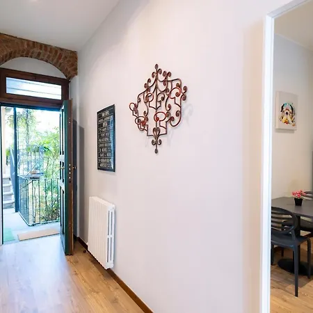 The Red Bricks - San Babila Area * Milan