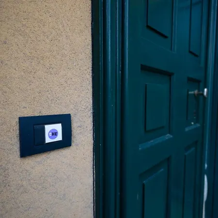 The Red Bricks - San Babila Area 米兰