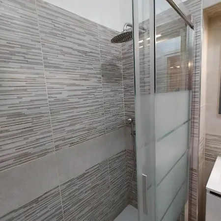 Cir 015146-cni-01484