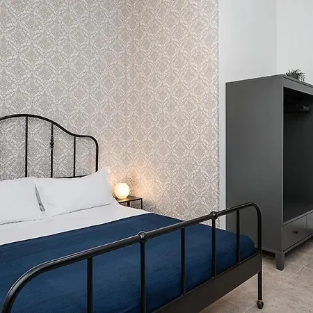 Blue City Paradise - Renovated Apt In Center Milan