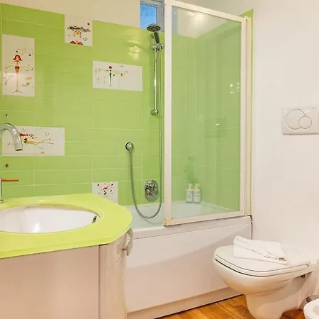 Guest Planet - Grazioso Bilocale Bande Nere M1