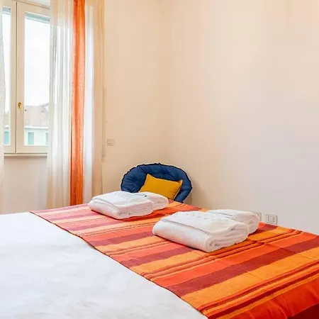 Guest Planet - Grazioso Bilocale Bande Nere M1 Apartmán Milán