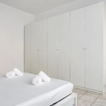 Casa Azzurra - Citta Studi- Via Lomellina Apartment Milan