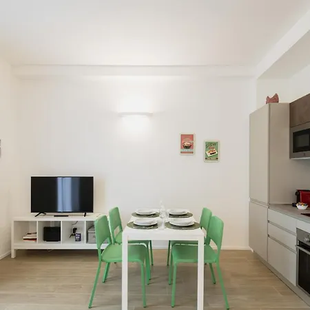 Easylife - Milano- Privata Angera 10d -