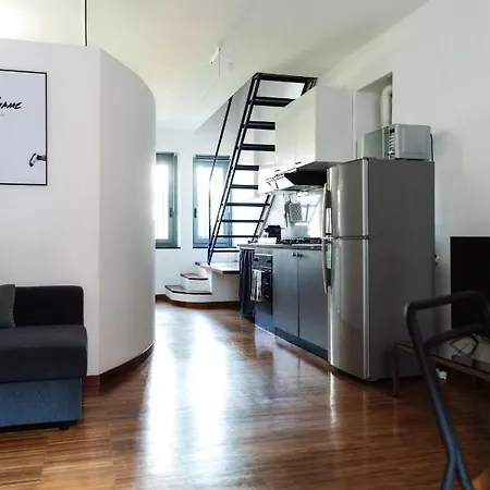 The Of Fame - Bosco Verticale View * Milano