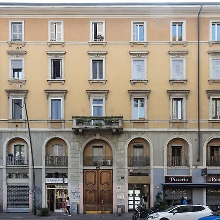 Youhosty - Lodi 12 D * Milánó