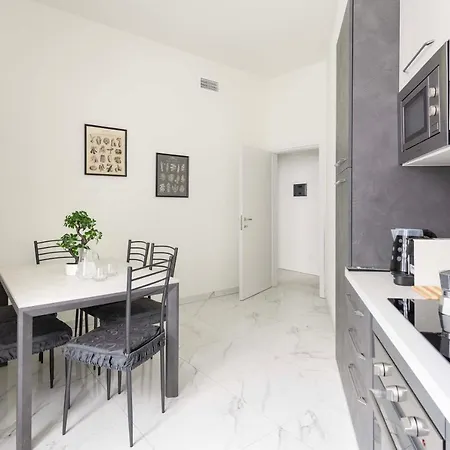 Voyager Apartment, Cozy And Fully Furnished, Top Neighborhood, To Experience The Authentic Milanese Lifestyle, By Houseinmilano דירה מילאנו