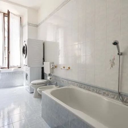 Voyager Apartment, Cozy And Fully Furnished, Top Neighborhood, To Experience The Authentic Milanese Lifestyle, By Houseinmilano דירה מילאנו