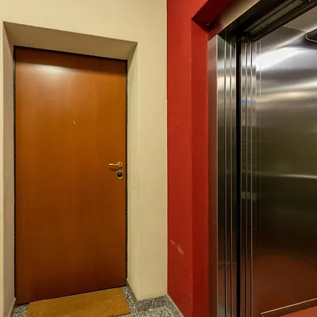 Apartment Futurismo By Halldis *