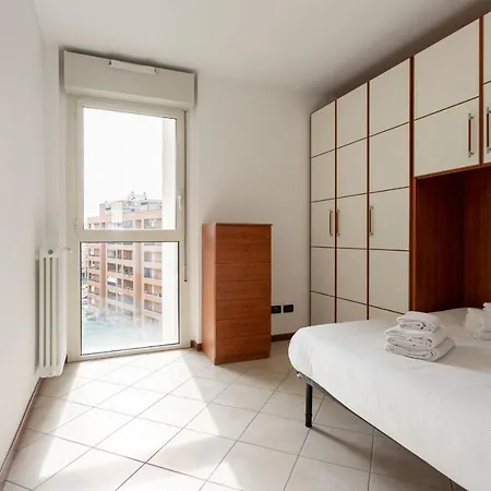 Futurismo By Halldis * Milan