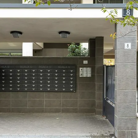 Futurismo By Halldis Apartment