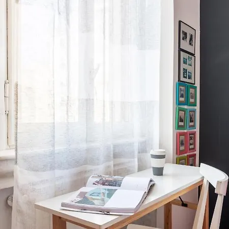 Lodi Flexyrent Wifi Aircon Lejlighed