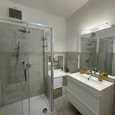 Apartament Be-c0 Bicocca Luxury Garden Mediolan