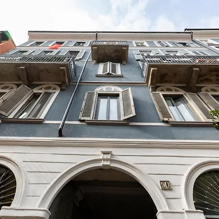 Apartment Domus Ticinese Mailand