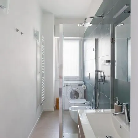 Moderno, Luminoso, Spazioso Con Vista Milan