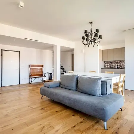 Luvi - Campania Apartment Milan