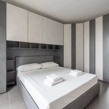 Apartman We - Uptown74 Bloom -