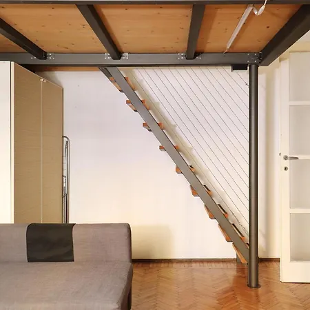 Apartman Isola Centro Bilocale Su 2 Livelli Free Wi-fi