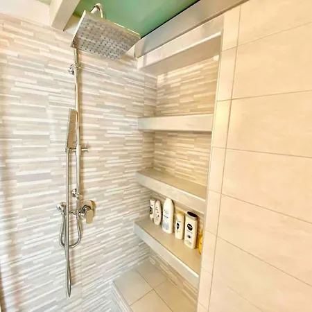 Loft Di Lusso - Metro E Centro Daire *