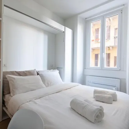 Apartment Youhosty - Sciesa Milan