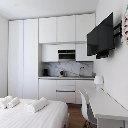Apartment Youhosty - Sciesa