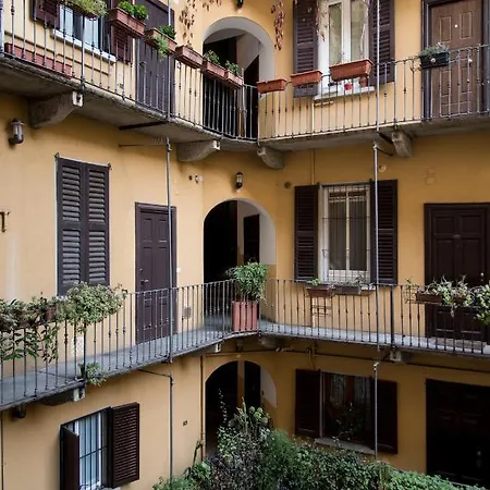 Youhosty - Sciesa Apartment Milan